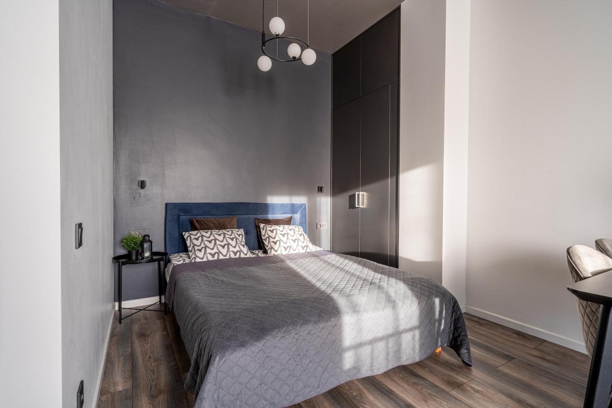 Cosy studio apartment in Ridzenes residence Riga Habitación foto