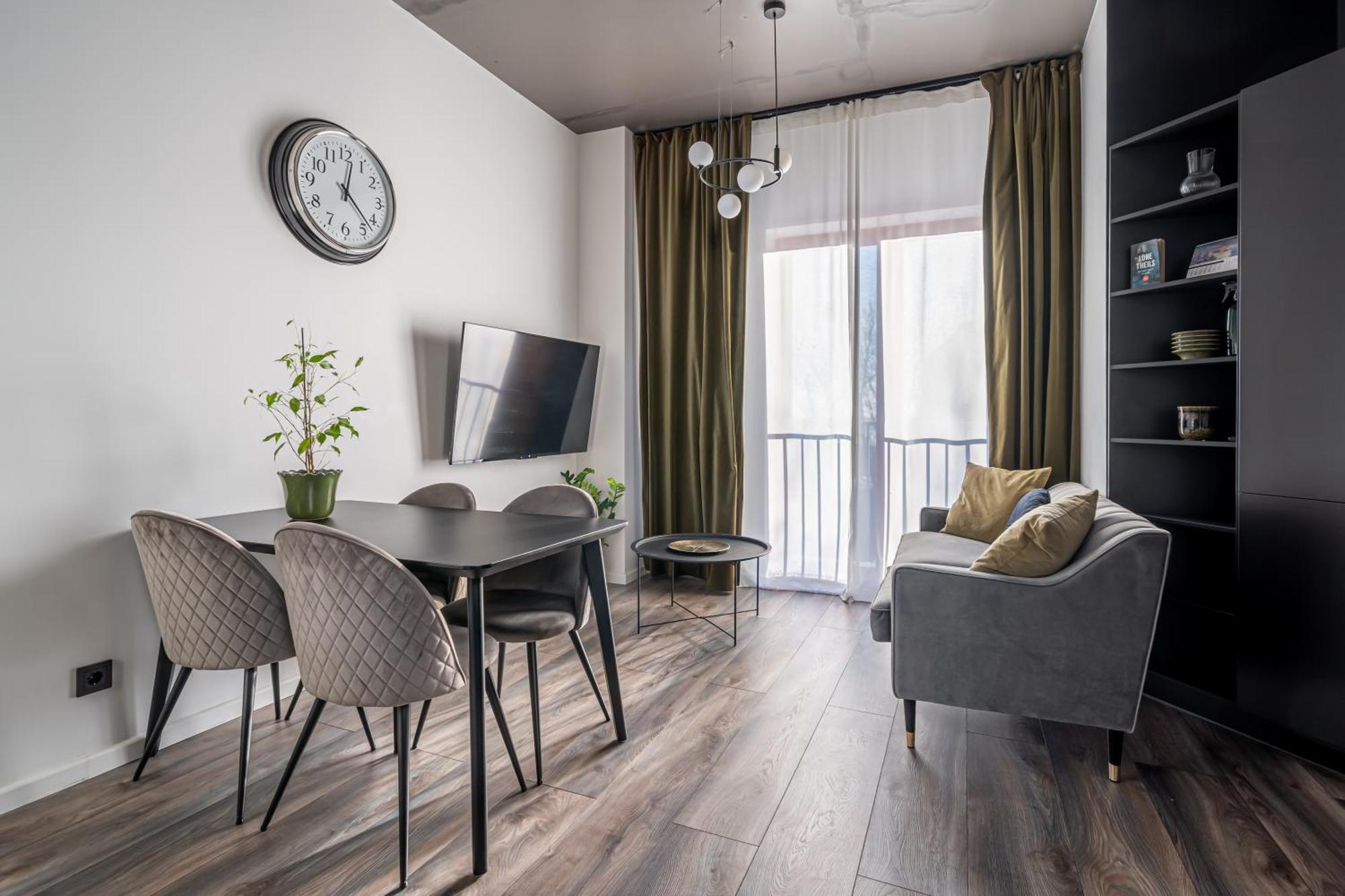 Cosy studio apartment in Ridzenes residence Riga Habitación foto